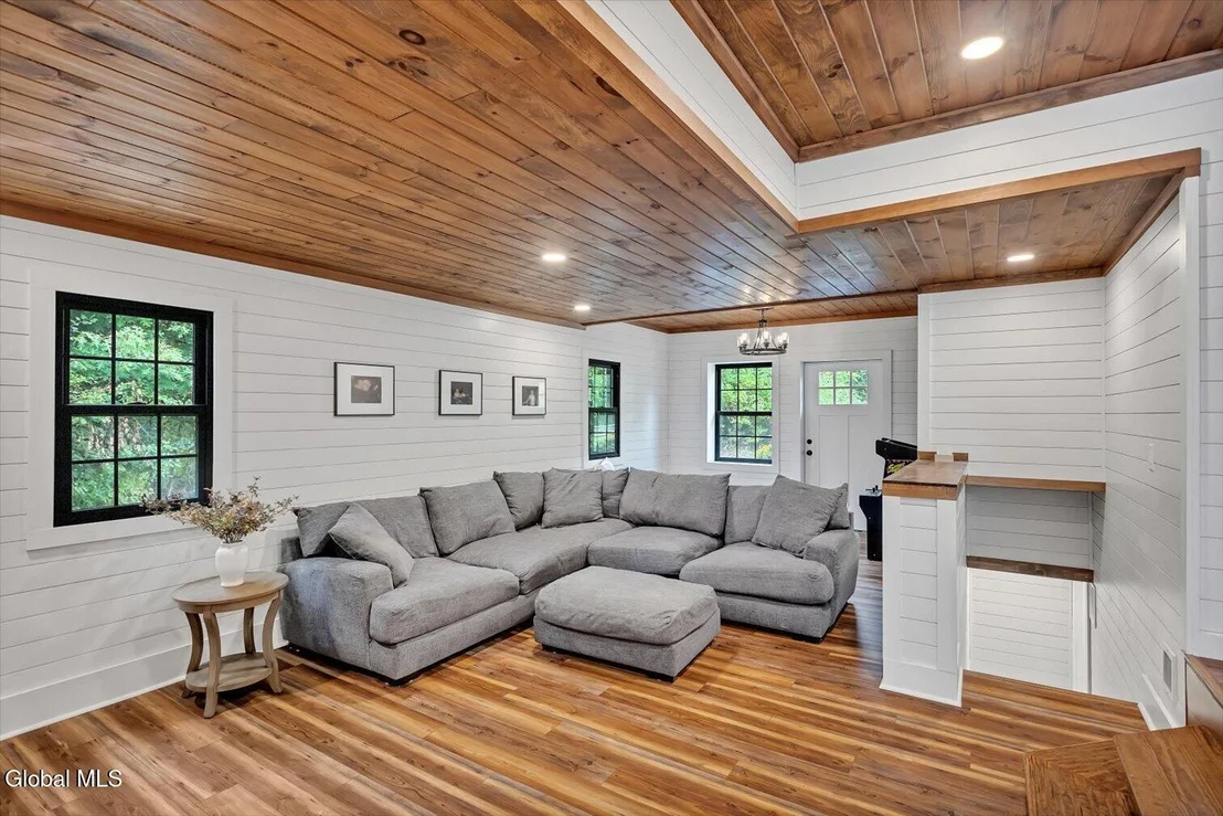 Photo of 317 Closson Road