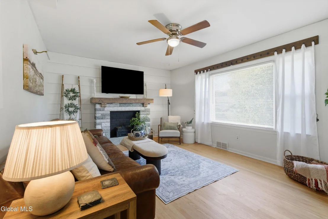 Photo of 105 Lake Drive