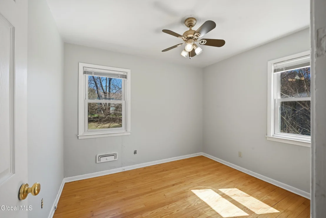 Photo of 138 Birchwood Drive
