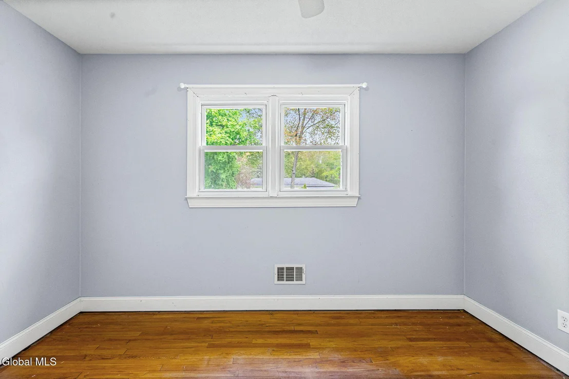 Photo of 16 Ridgewood Lane