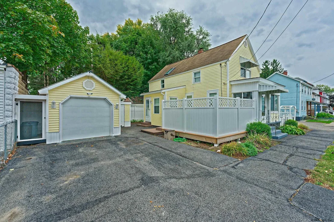 Photo of 2 FRANK Street