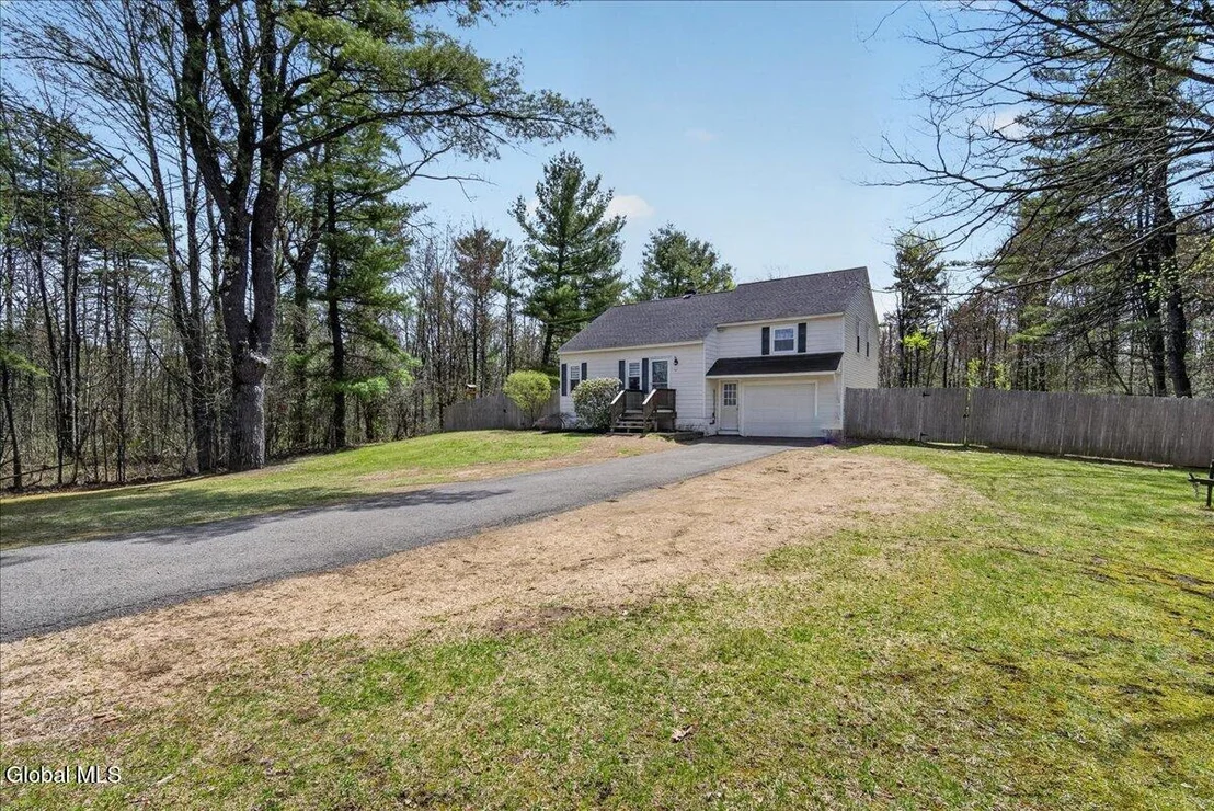Photo of 715 Church Road