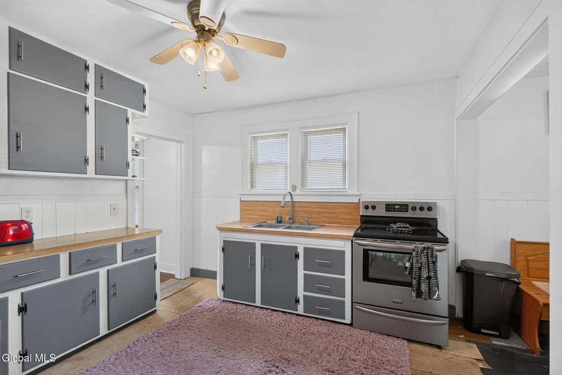 Photo of 207 Jay Street