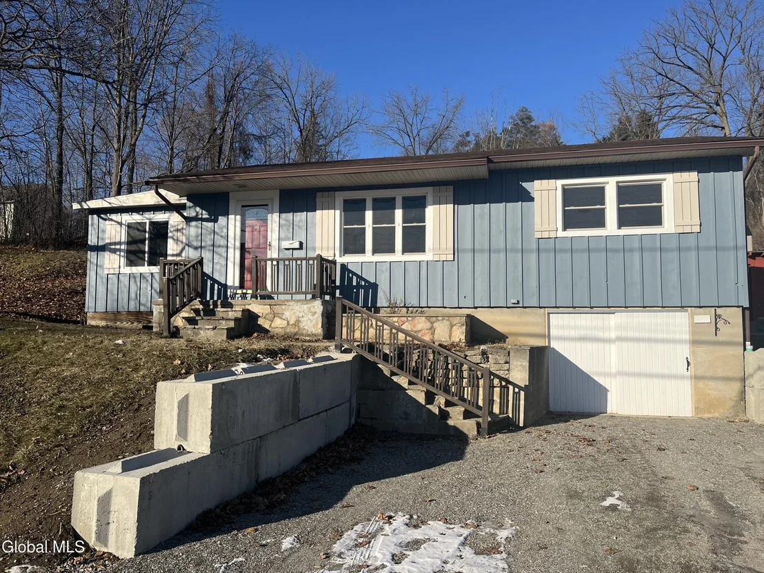 Photo of 41 Saint Claire Street