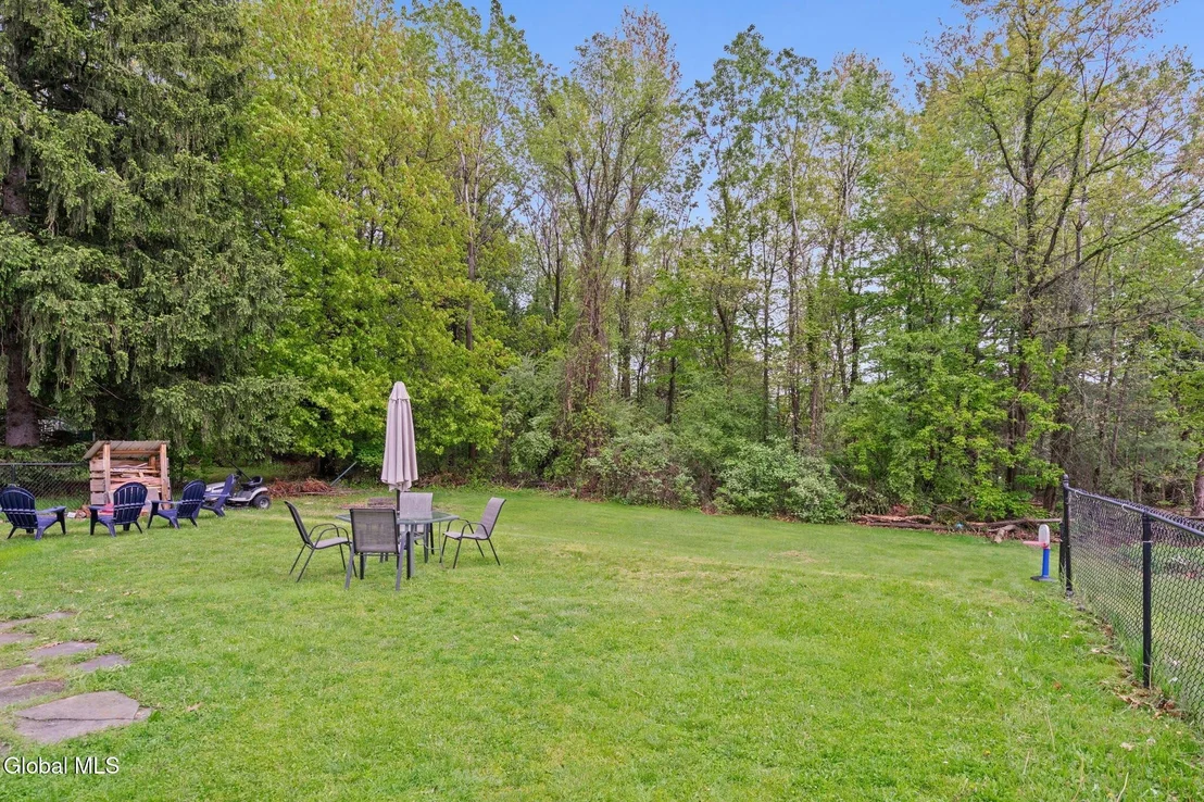 Photo of 19 Sylvan Lane