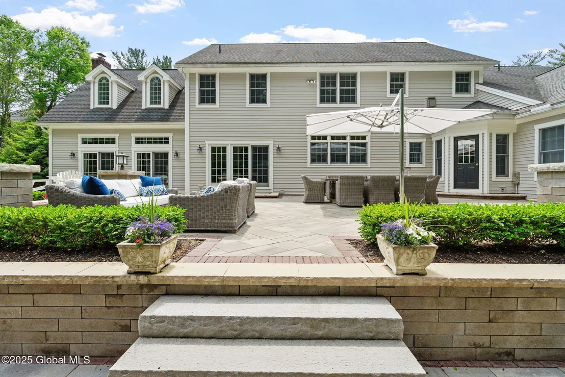 Photo of 428 Ridgehill Road