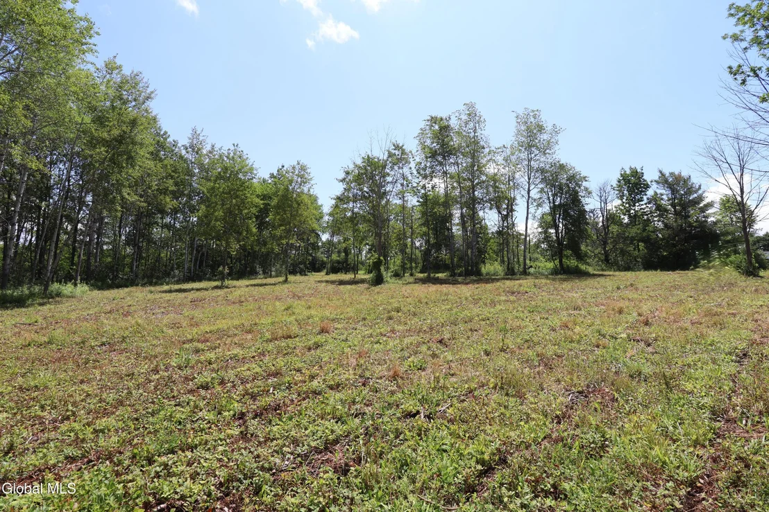Photo of 468 Middle Road