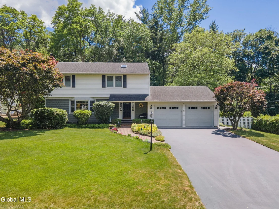 Photo of 17 Northgate Drive