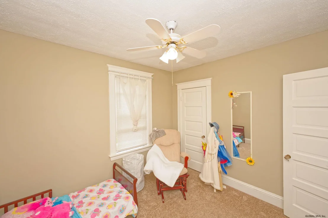 Photo of 115 1ST Street