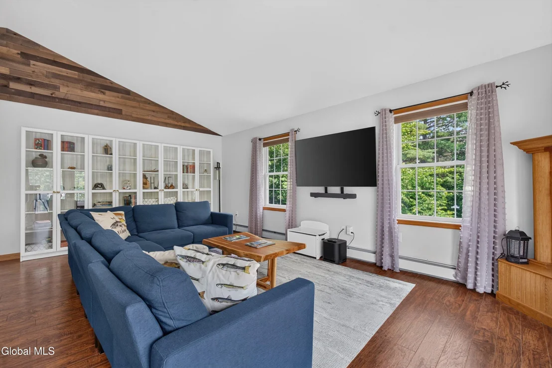 Photo of 99 Kings Road