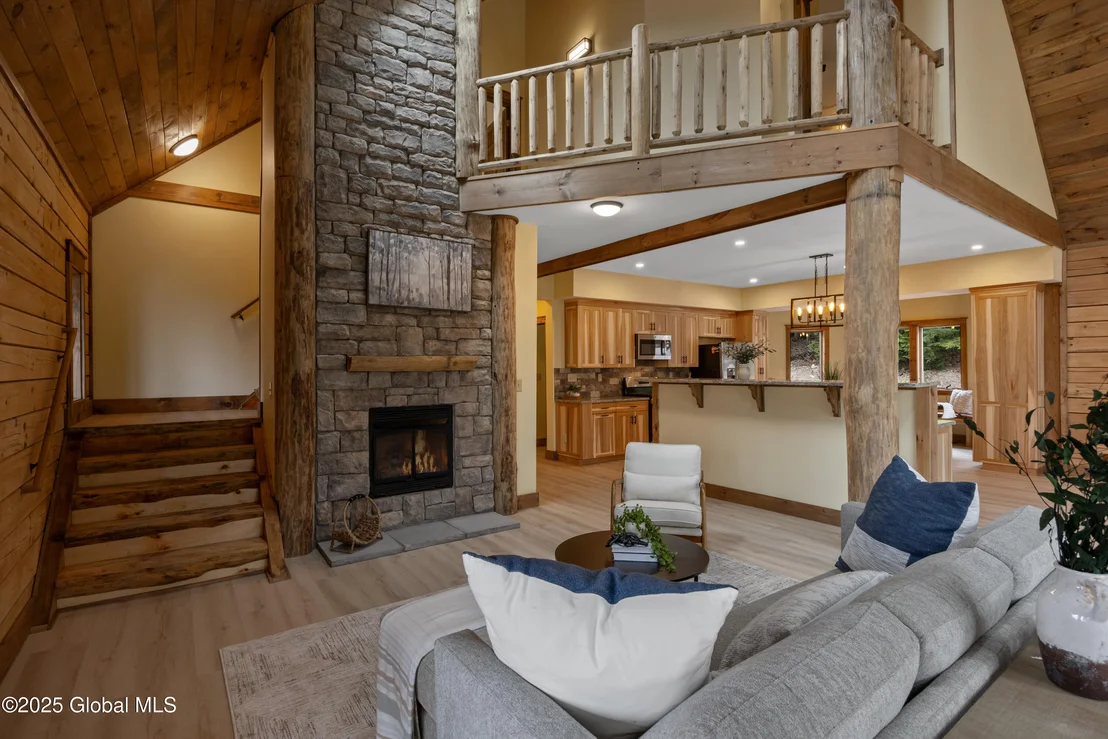 Photo of 9 Spring Woods