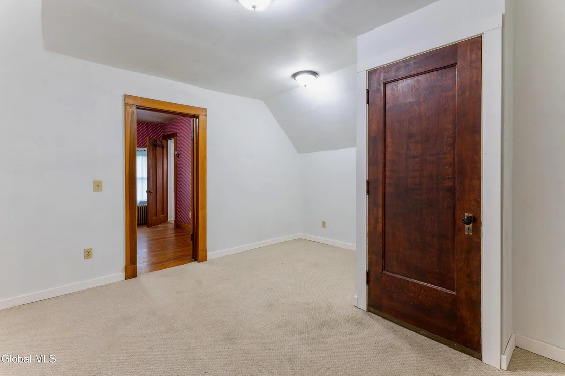 Photo of 6 Morris Avenue