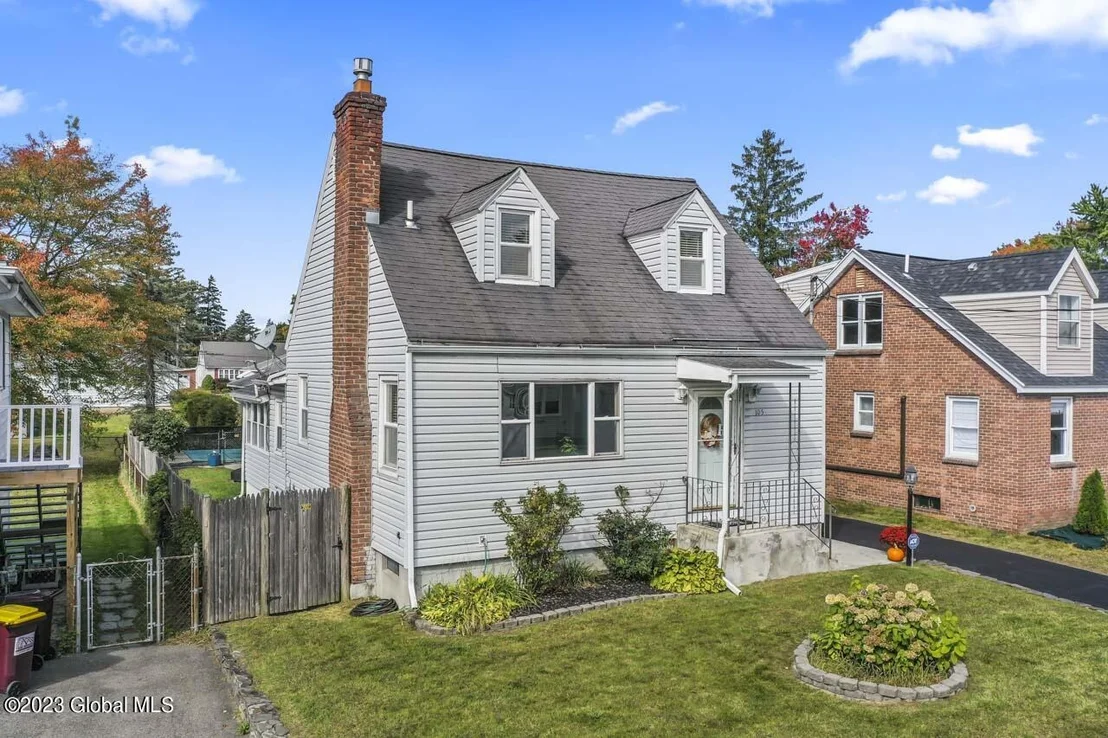 Photo of 105 Frederick Avenue