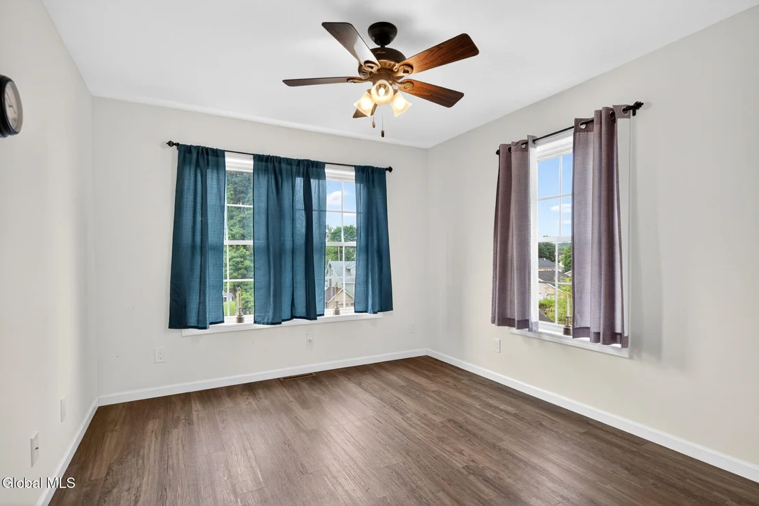 Photo of 28 Kellogg Road