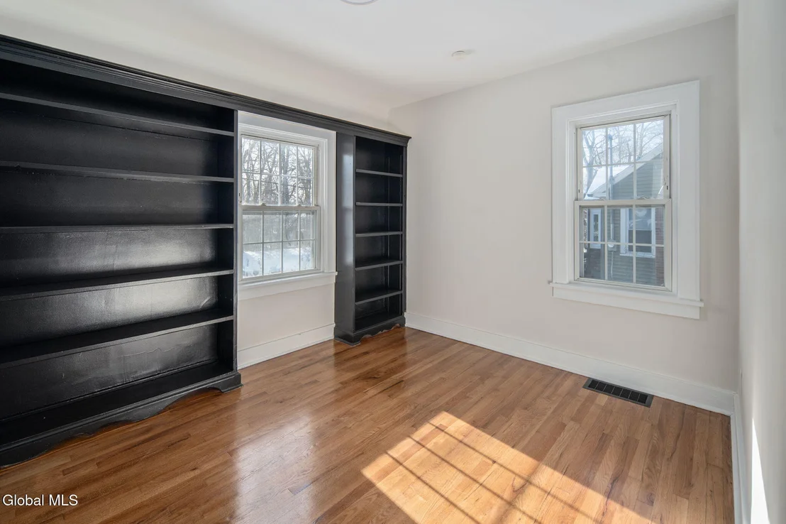 Photo of 27 Plank Road