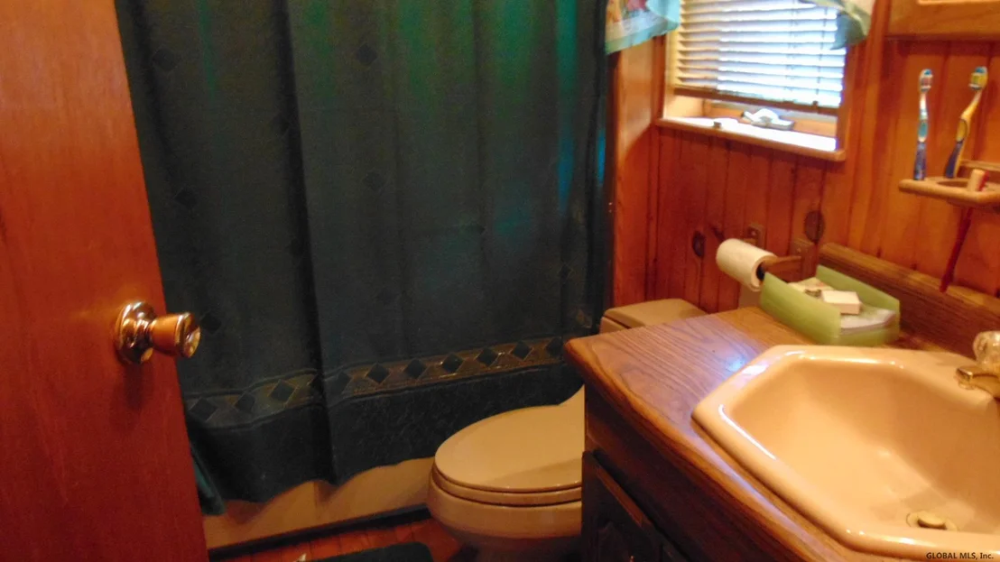 Photo of 889 KEYSERKILL Road