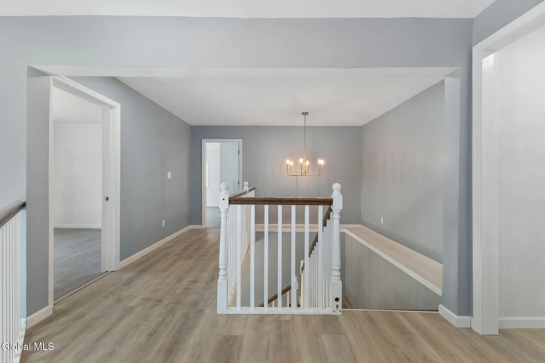 Photo of 5 White Road