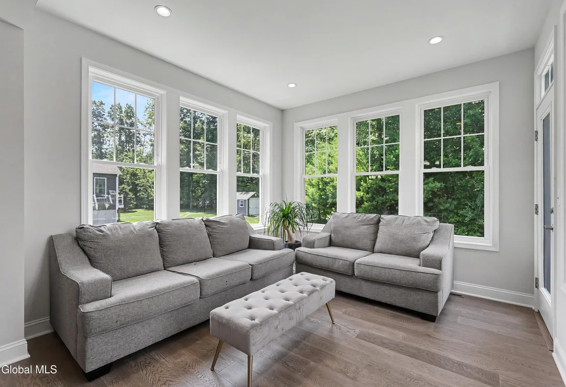 Photo of 30 Greenbrier Way