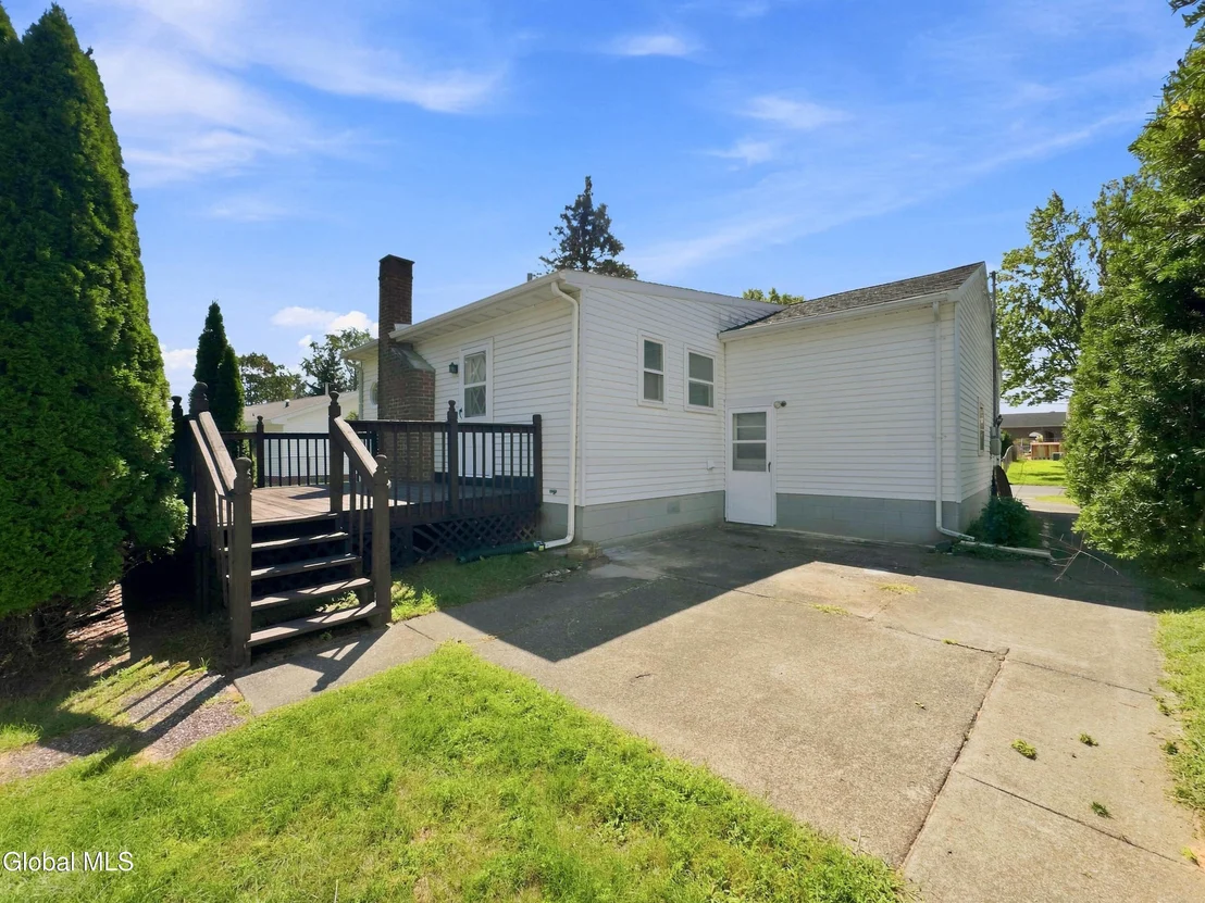 Photo of 4 Pettibone Drive