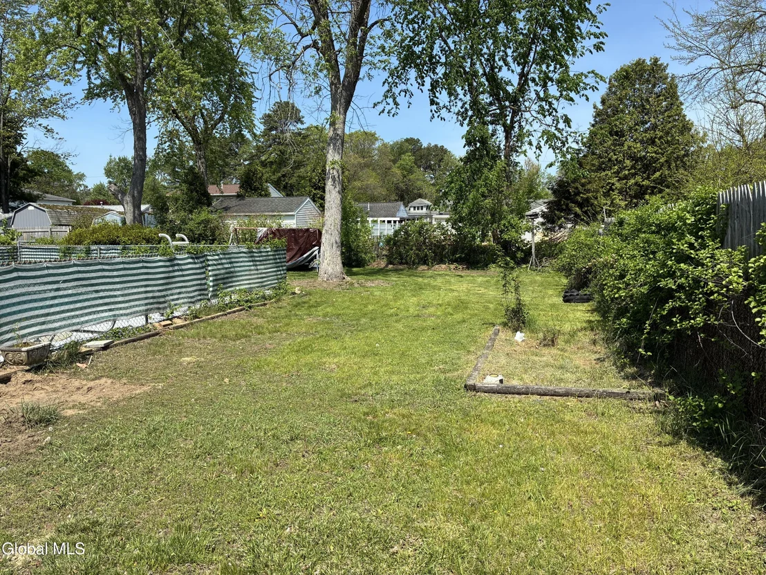 Photo of 419 Clayton Road