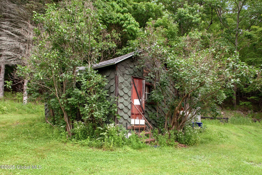 Photo of 490 Ecker Hollow Road