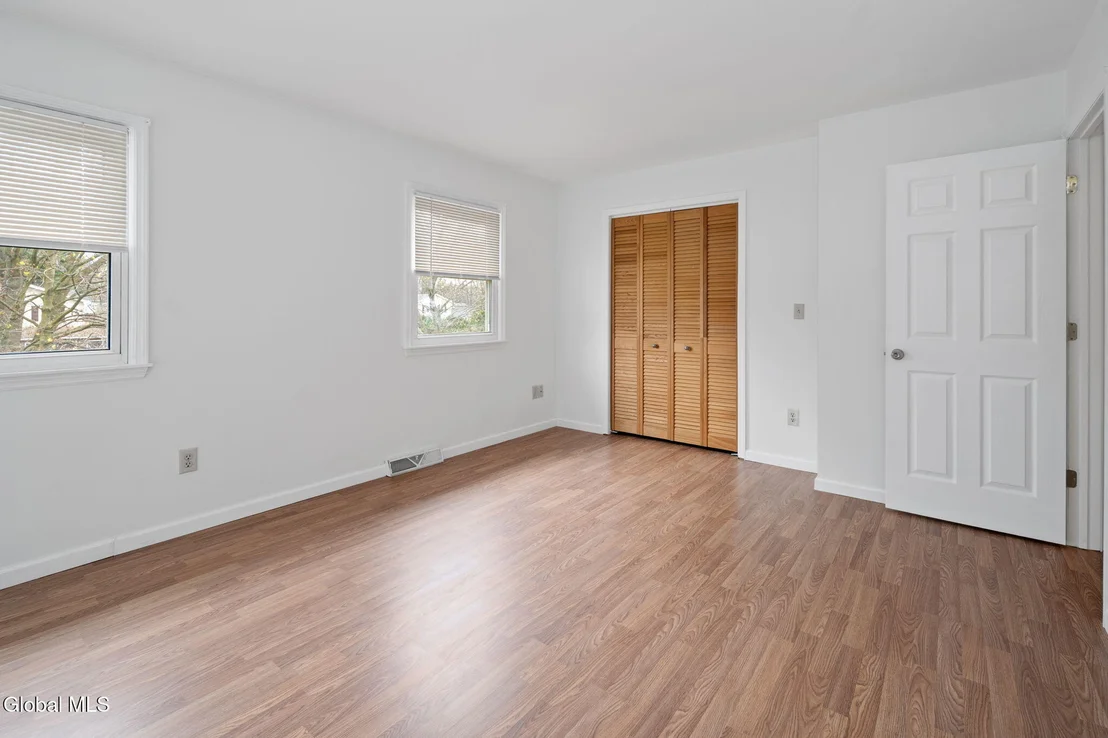 Photo of 5113 Foxwood Drive