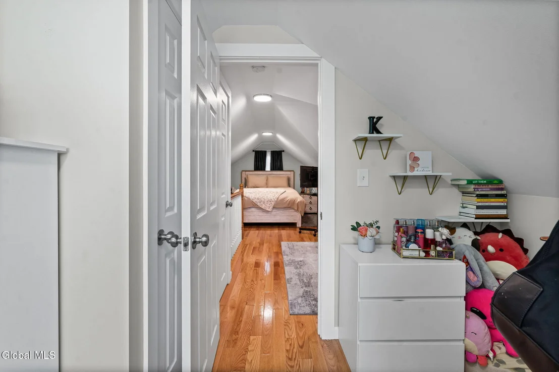 Photo of 370 Princetown Road