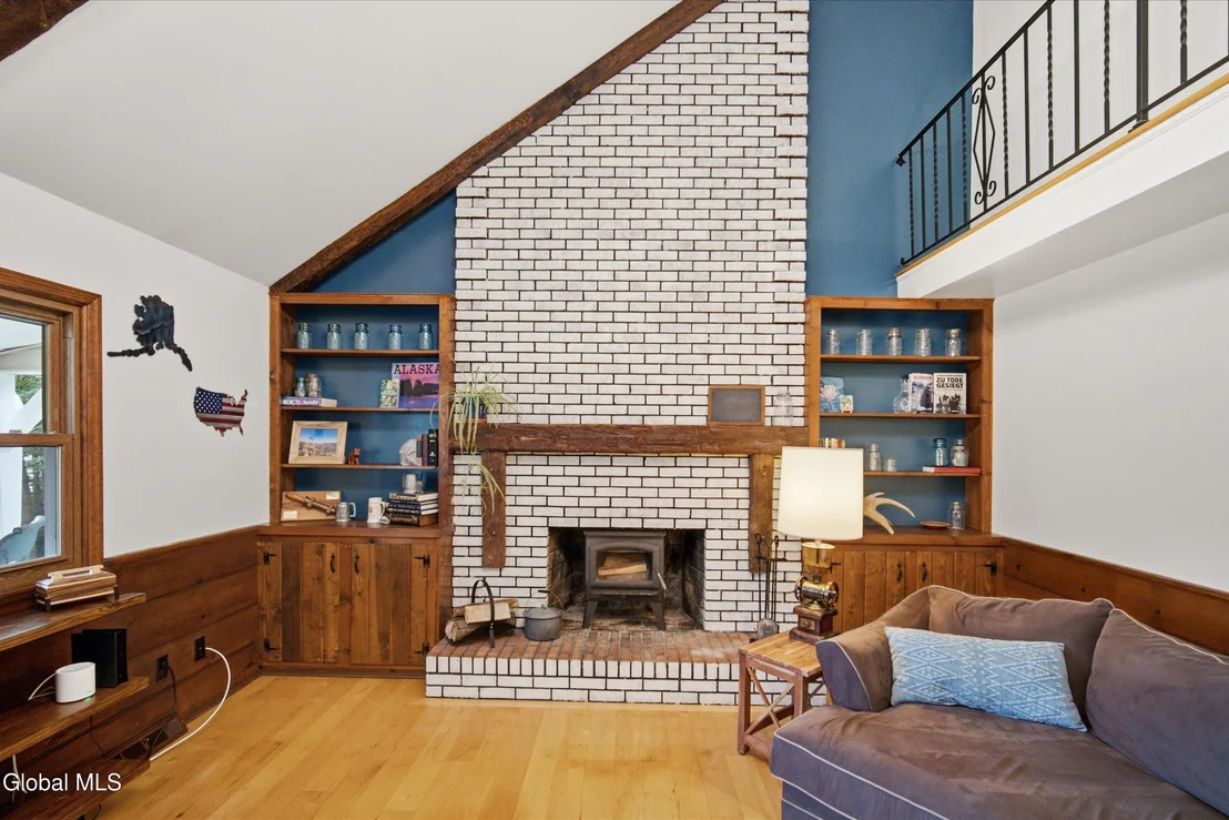 Photo of 1108 North Road