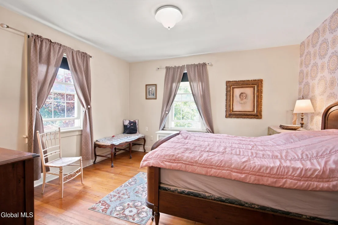 Photo of 1355 Union Street