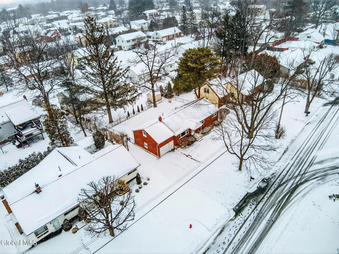 Photo of 1165 Cresse Avenue