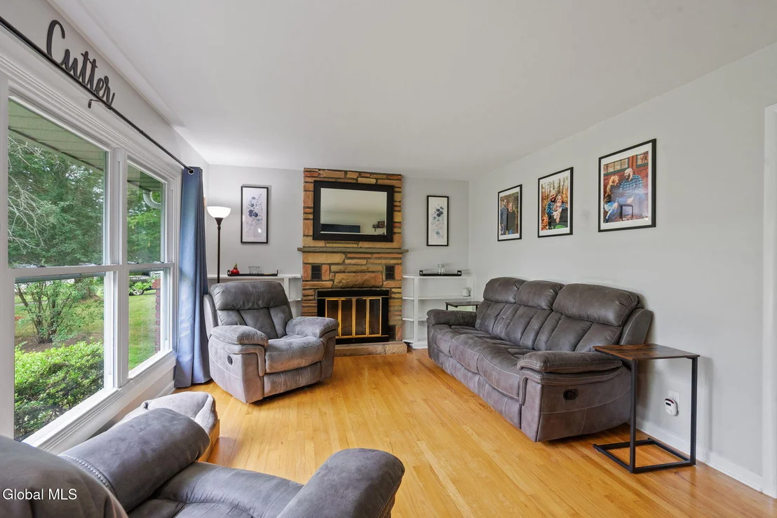 Photo of 2303 Balltown Road