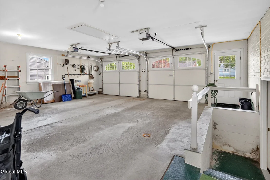 Photo of 280 Lishakill Road