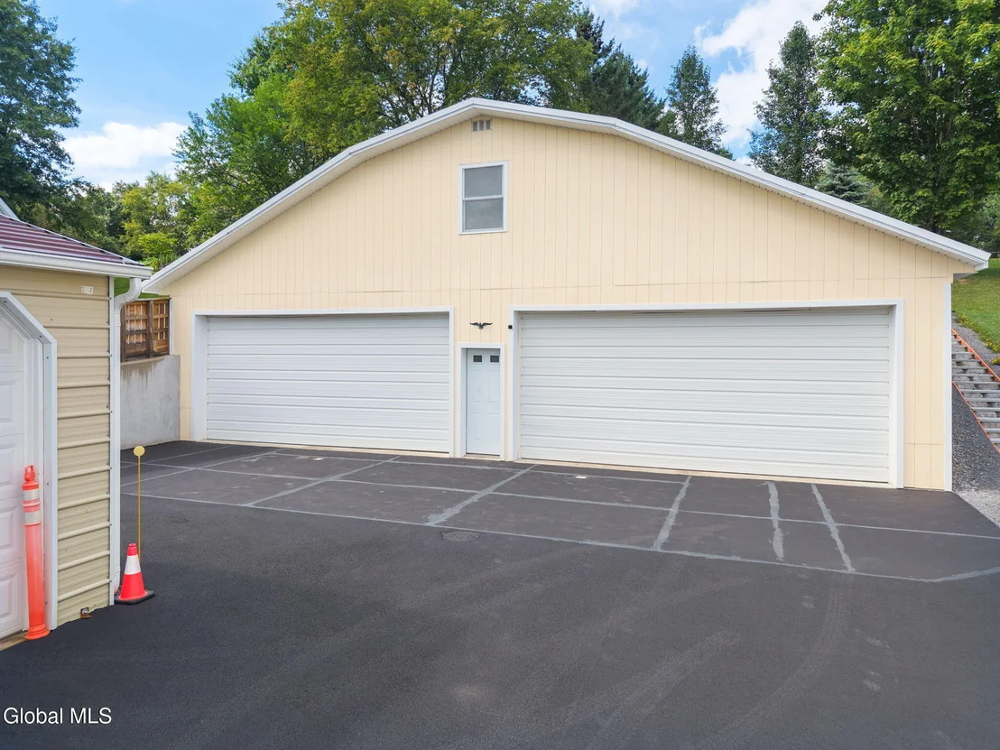 Photo of 153 Penny Lane