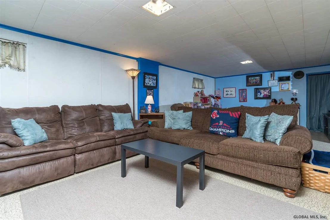 Photo of 2391 BROOKVIEW Road
