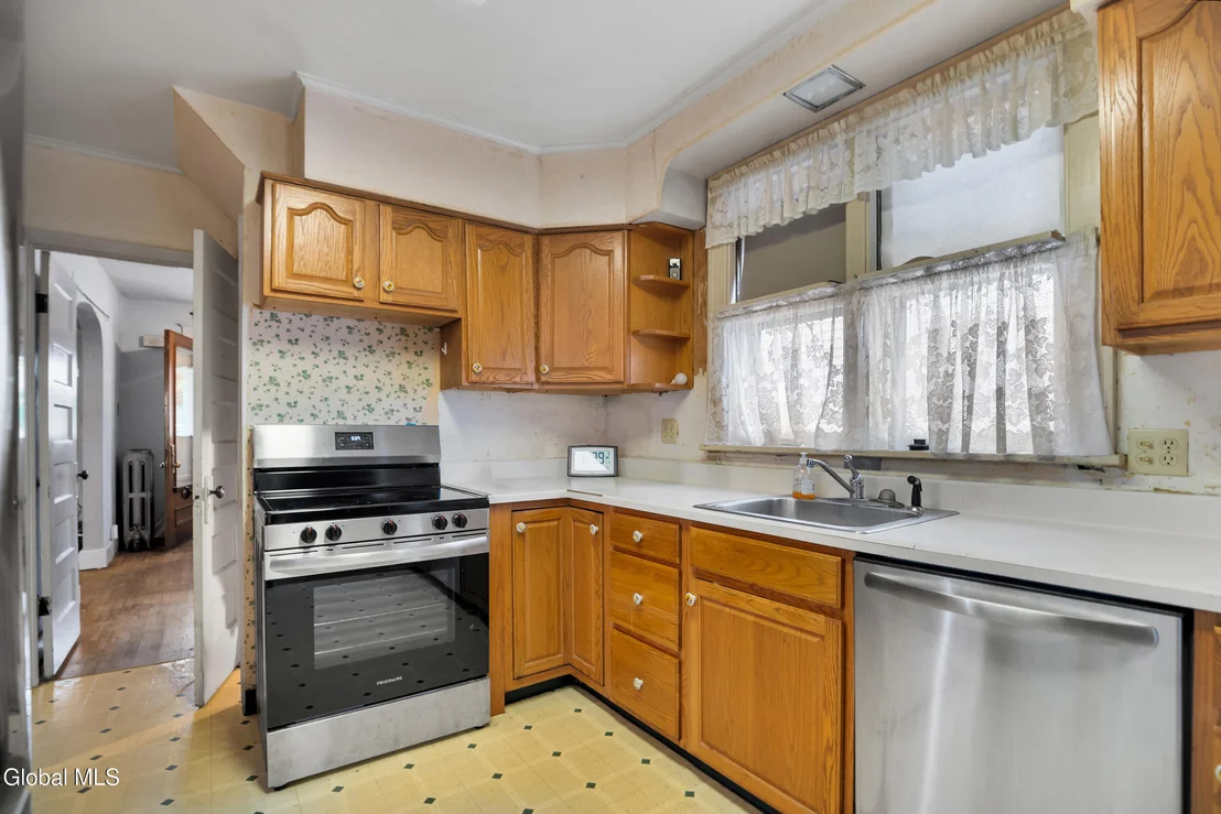 Photo of 1322 Alden Place