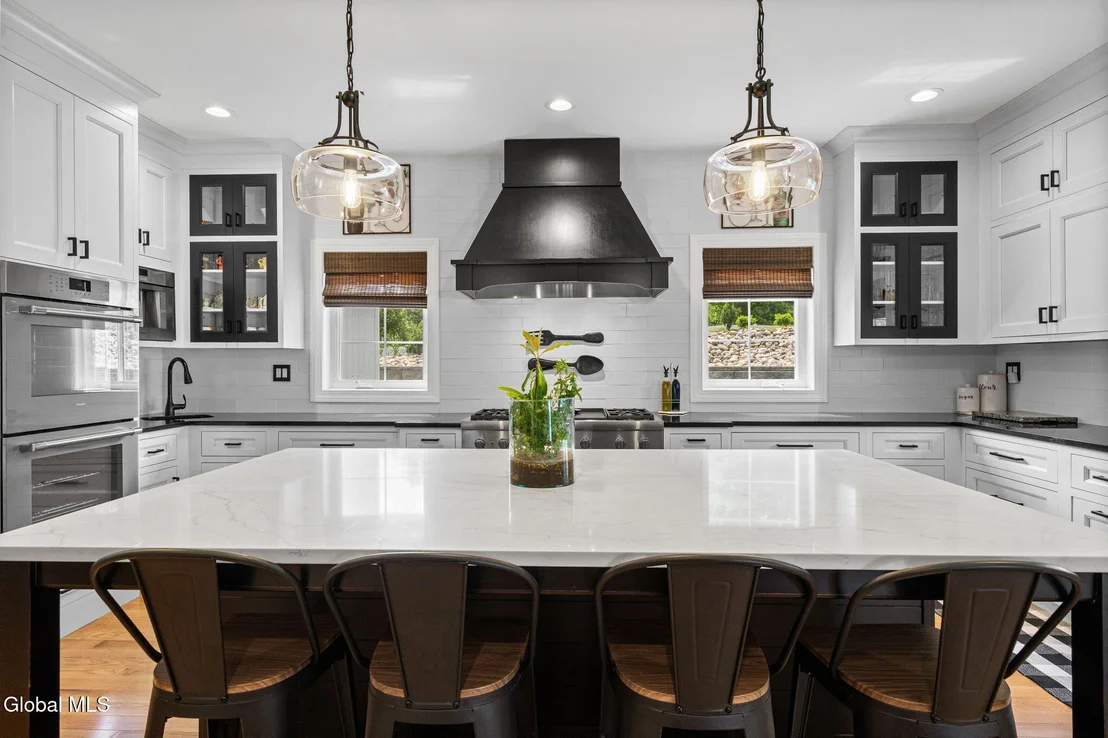 Photo of 1 Londonderry Way