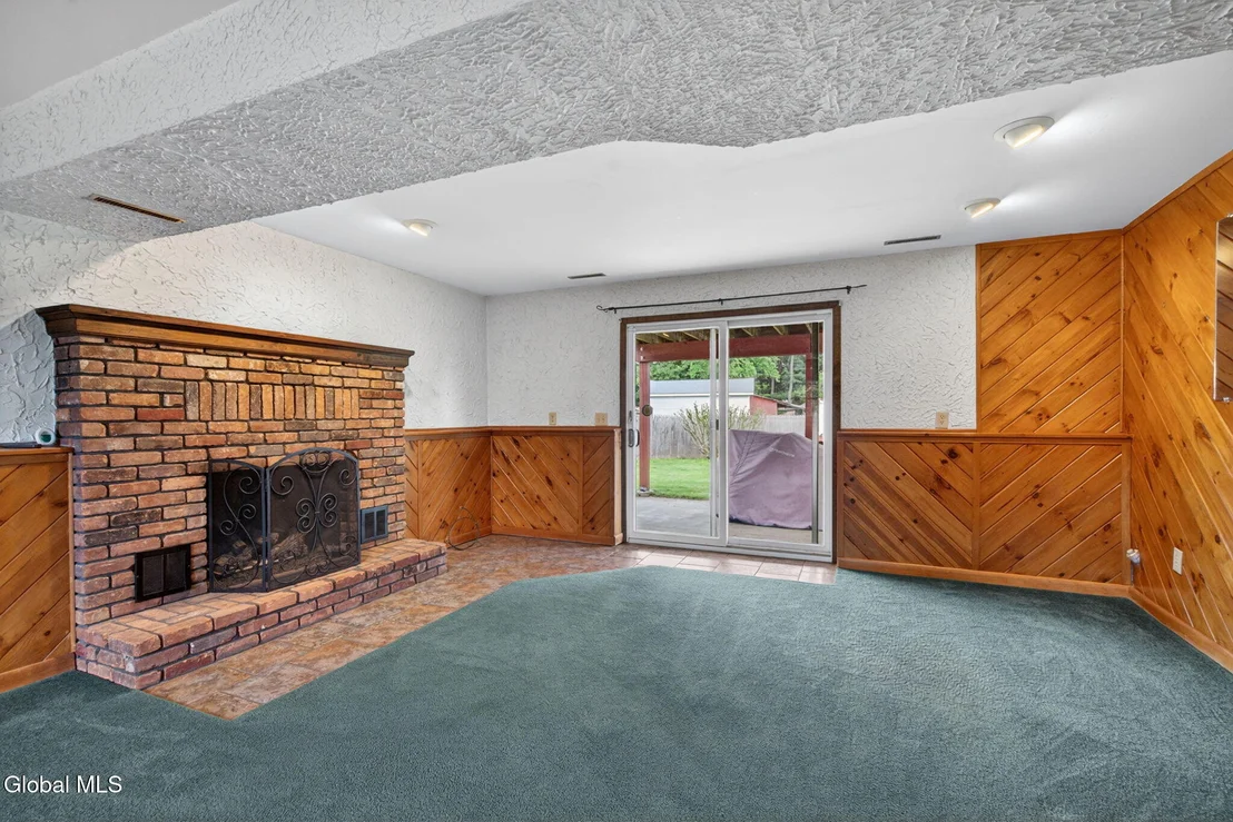 Photo of 19 Midway Drive