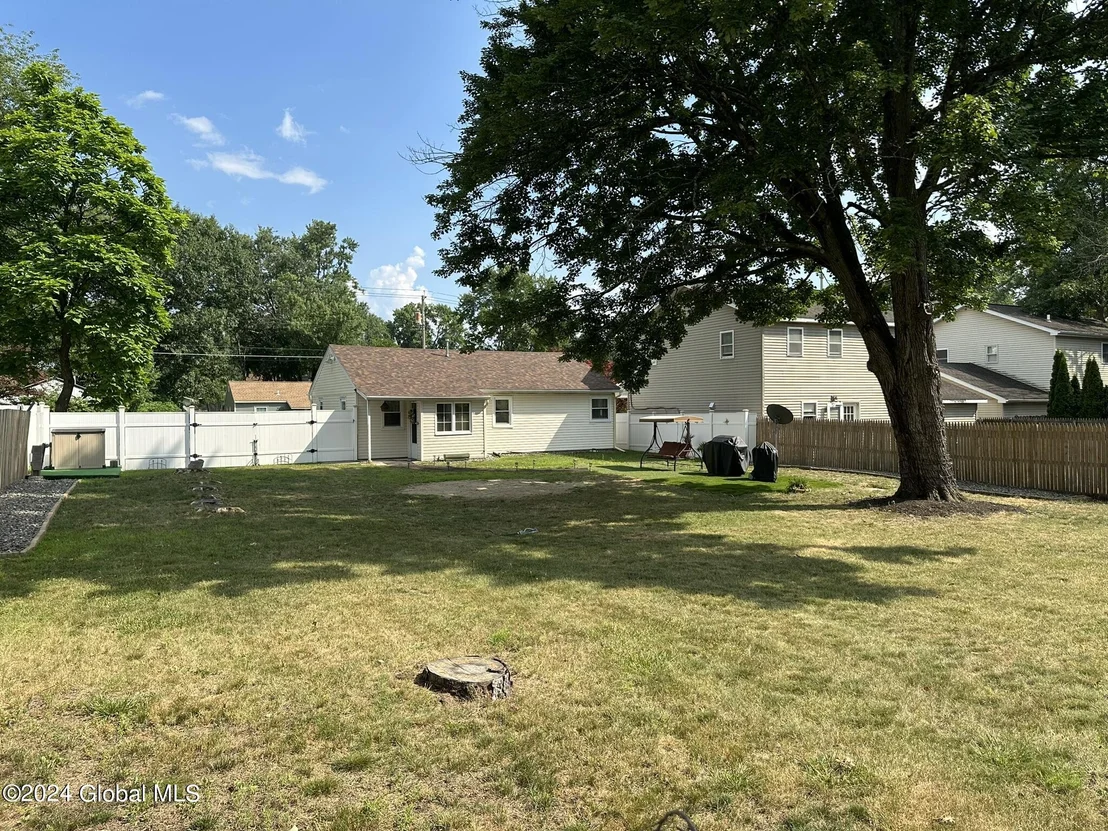 Photo of 309 Chiswell Road
