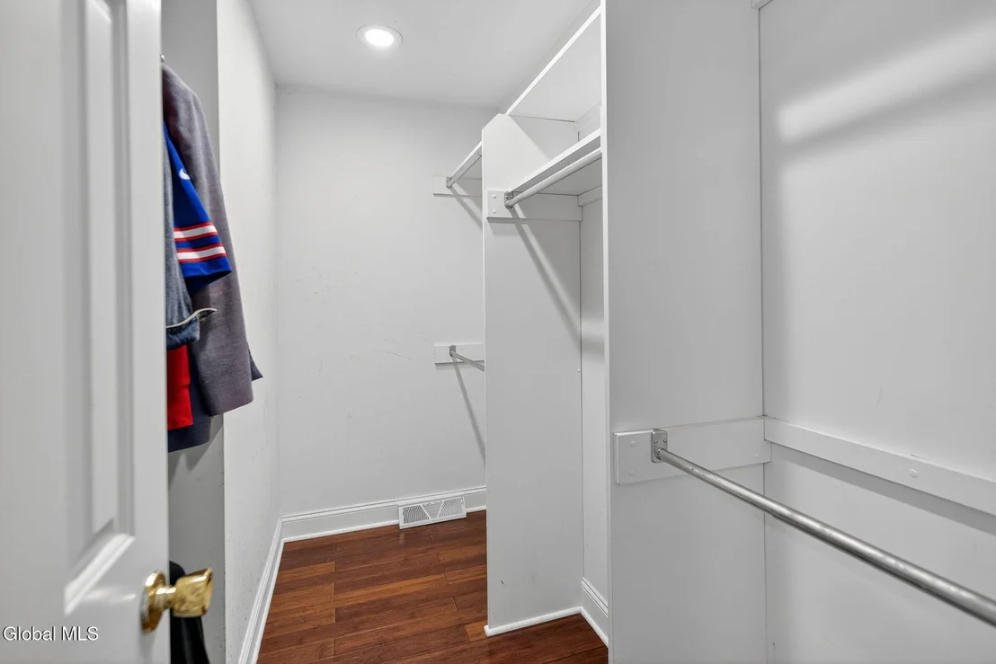 Photo of 72 Maple Road