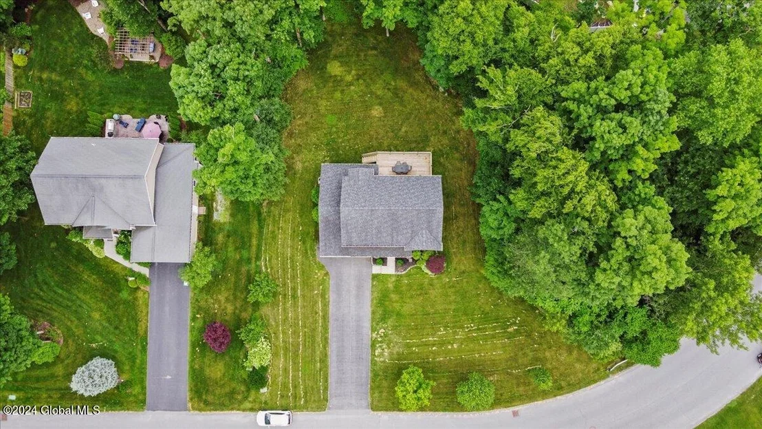 Photo of 927 Mac Arthur Drive