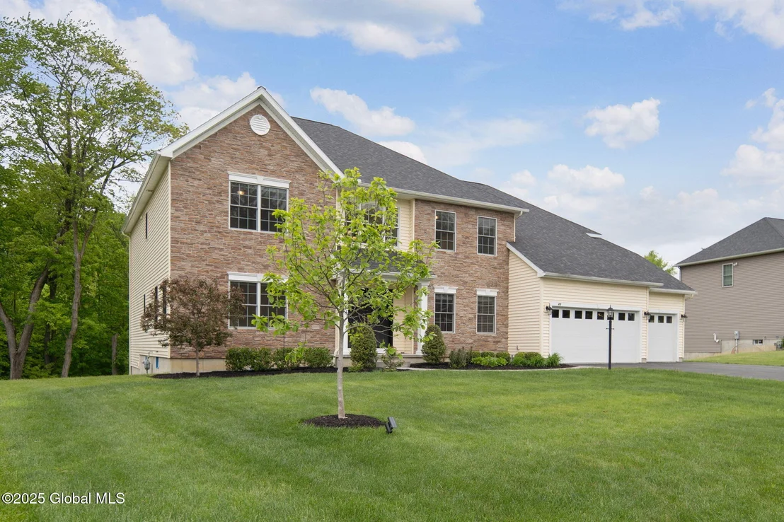 Photo of 45 Tamarack Lane