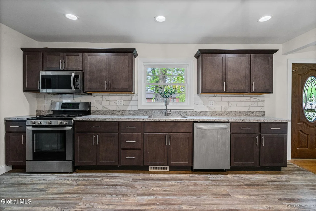 Photo of 16 Ridgewood Lane
