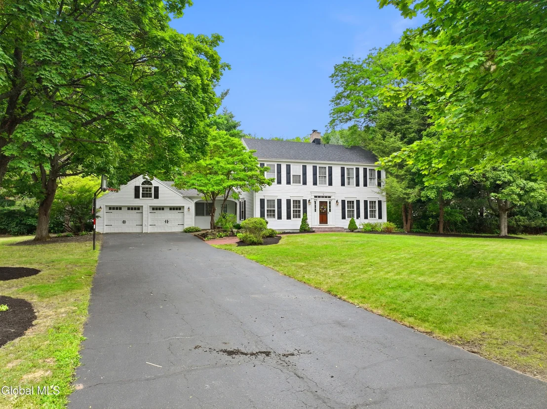 Photo of 5 Beaver Pond Road