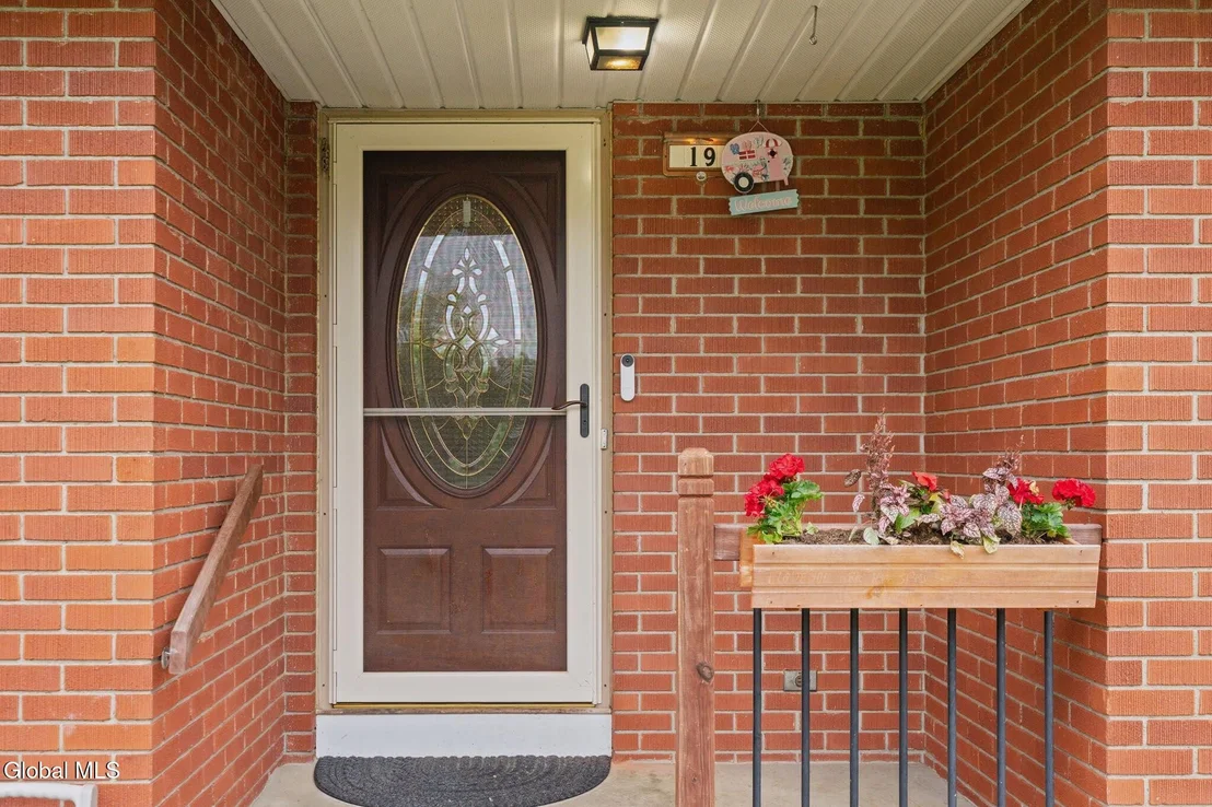 Photo of 19 Sylvan Lane