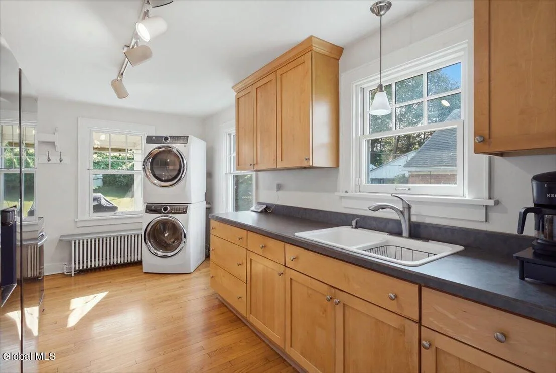 Photo of 8 Center View Drive