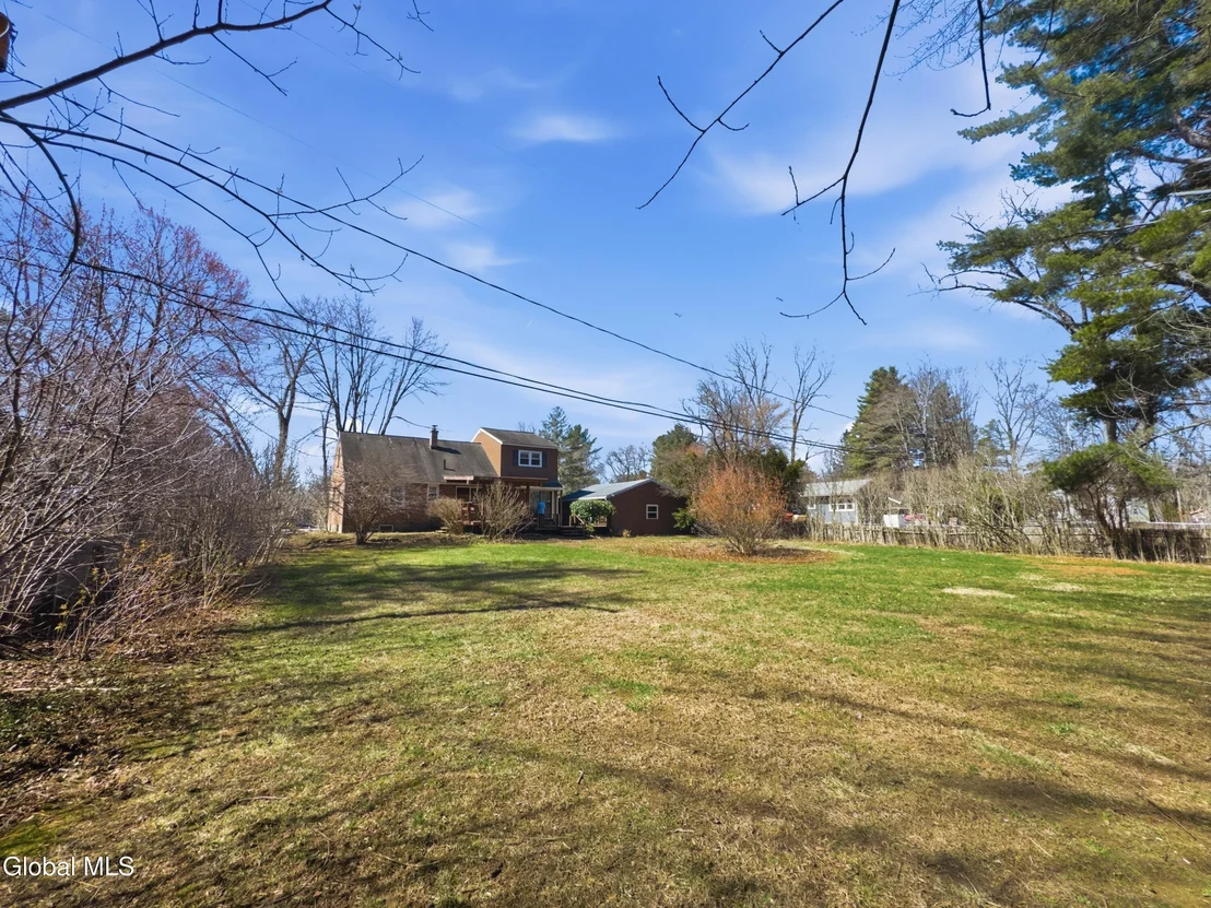 Photo of 138 Birchwood Drive