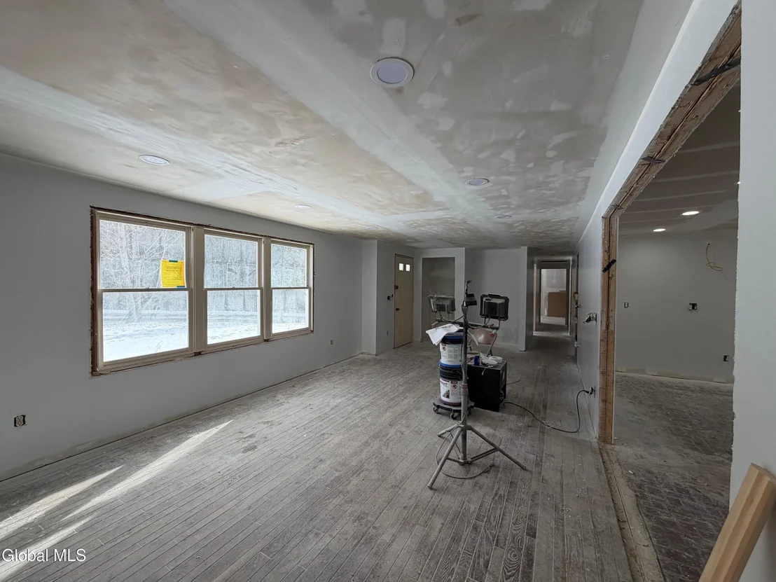 Photo of 404 Black Point Road