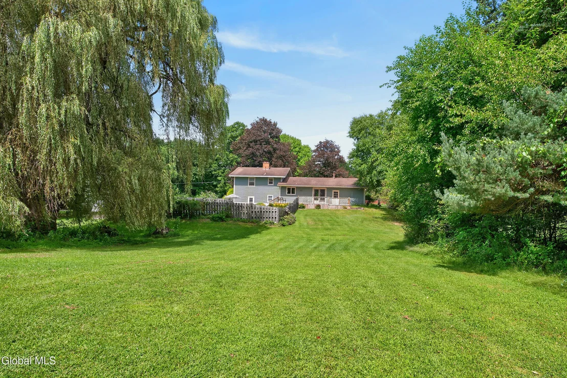 Photo of 137 Mammoth Spring Road