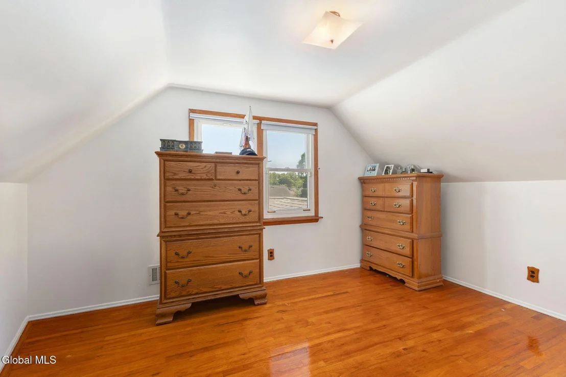 Photo of 10 Tanglewood Road