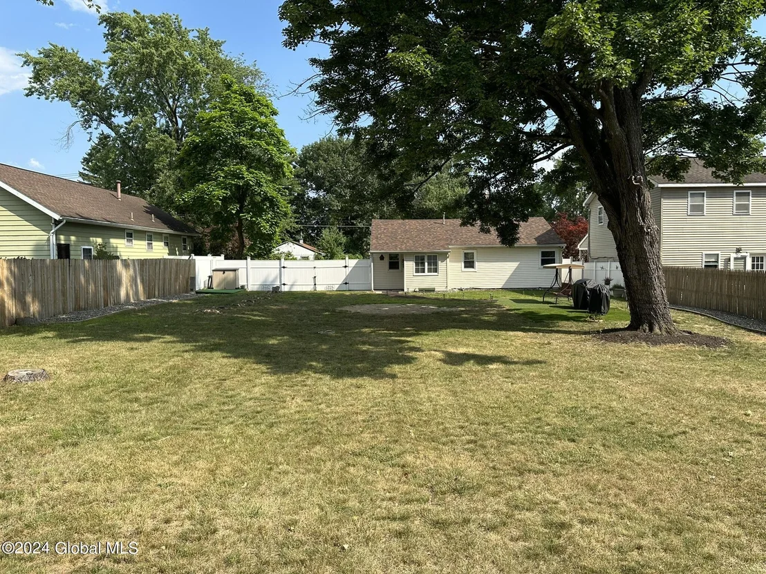Photo of 309 Chiswell Road